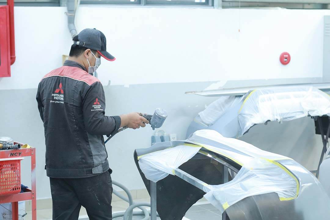 Sơn ngoài toàn bộ xe (Sơn không tháo lắp nội thất)