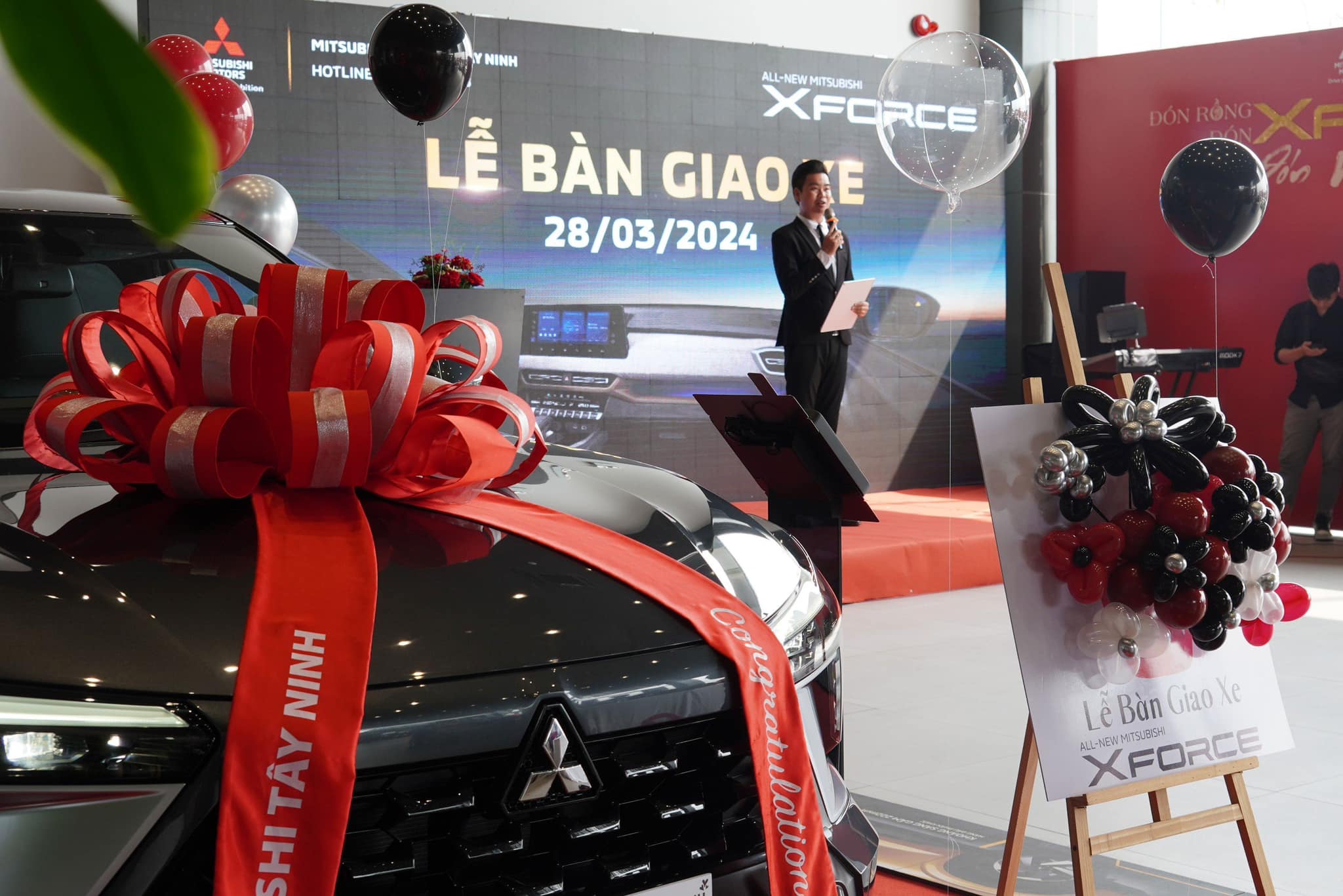 bàn-giao-xe-ô-tô-XFORCE (6)