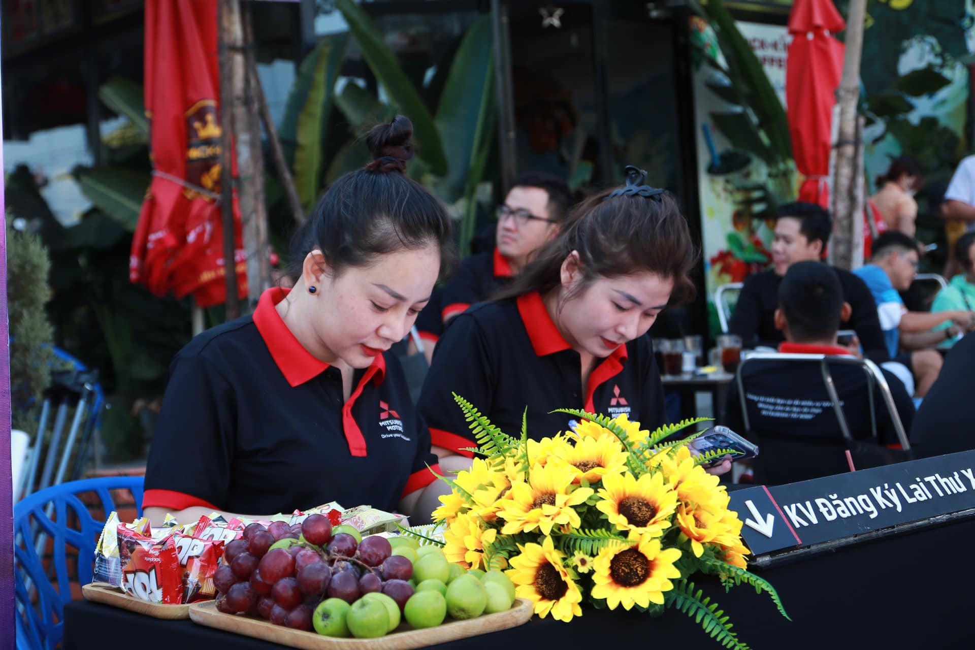 Mitsubishi tại Rock-King Coffee (9)