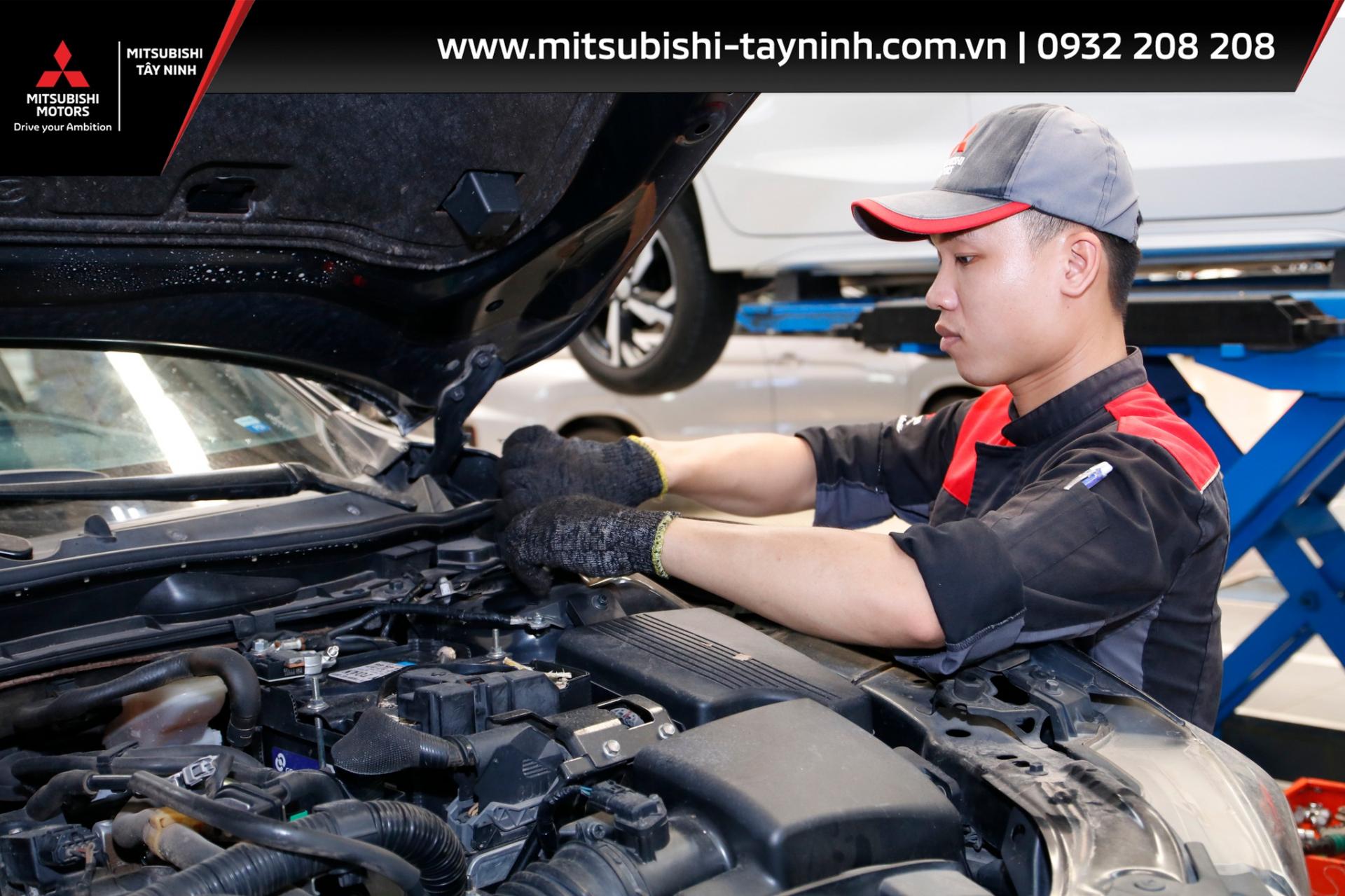 Mitsubishi-khuyen-mai-dich-vu-thang-8 (2)