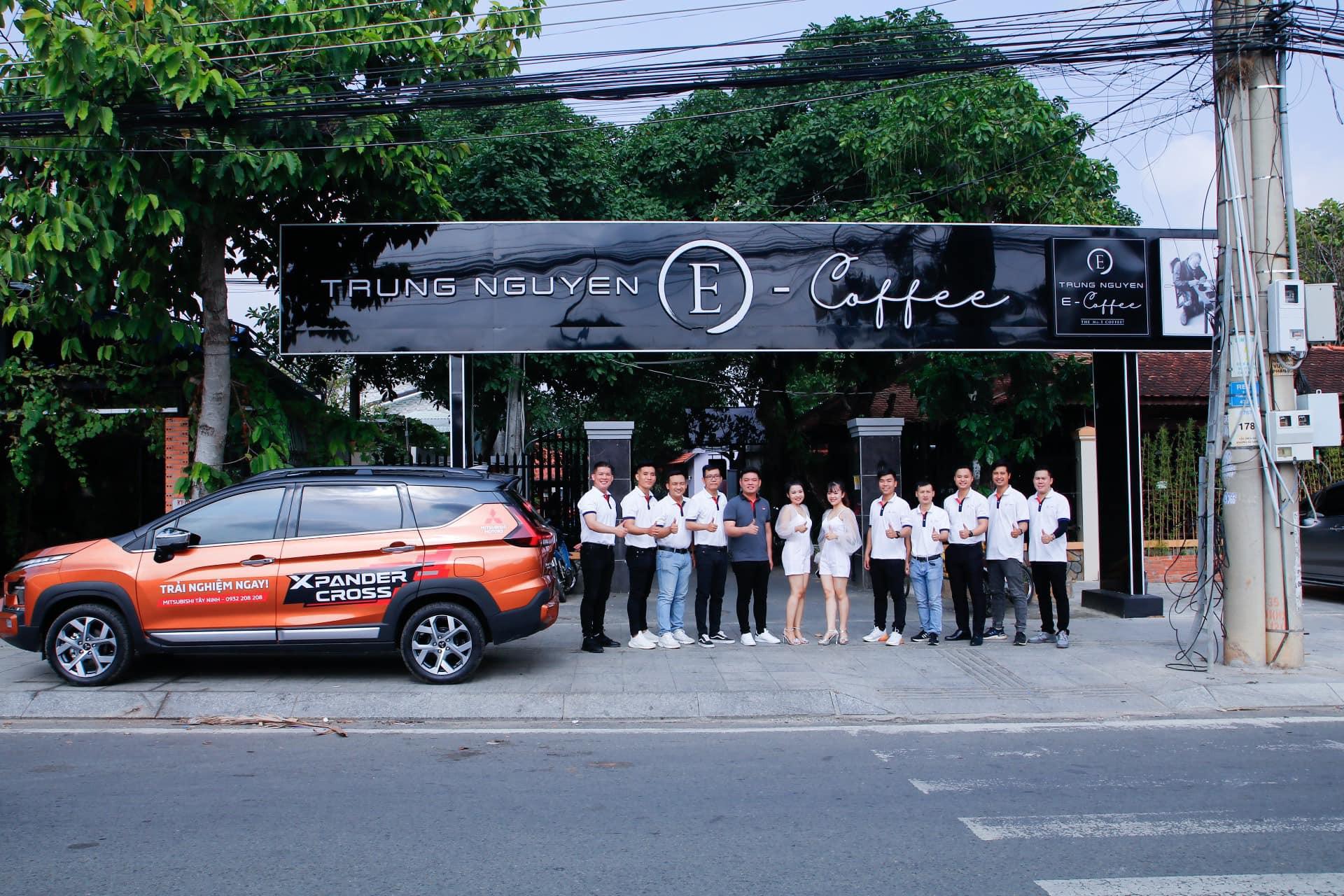 mitsubishi-tai-e-coffee-trung-nguyen-go-dau (1)