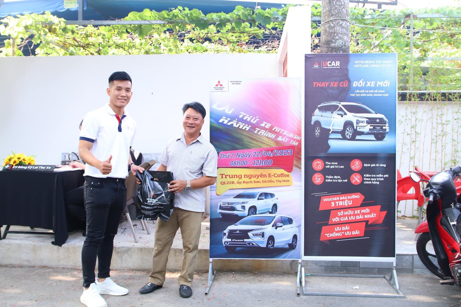 mitsubishi-tai-e-coffee-trung-nguyen-go-dau (6)