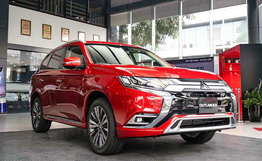 Mitsubishi Outlander được nhận ưu đãi nhưng không bằng các mẫu xe còn lại