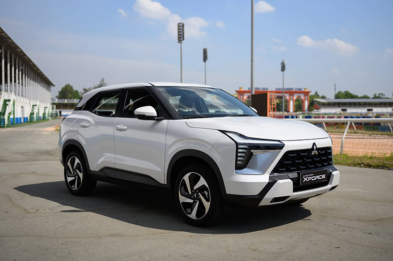 Mitsubishi Xforce lái chuẩn Nhật, giá ngang xe Hàn- Ảnh 1.