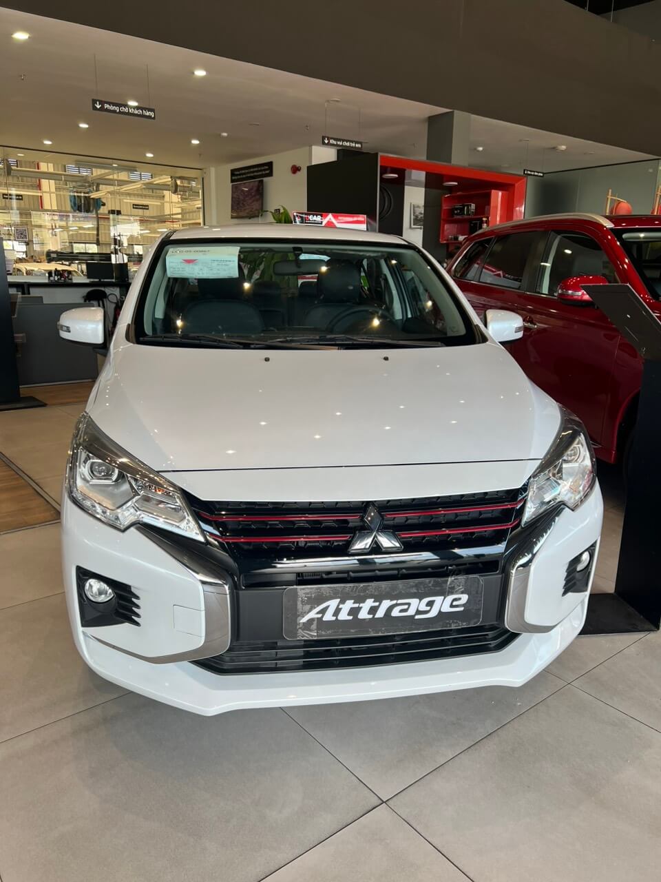Xe Mitsubishi Attrage giá rẻ (5)
